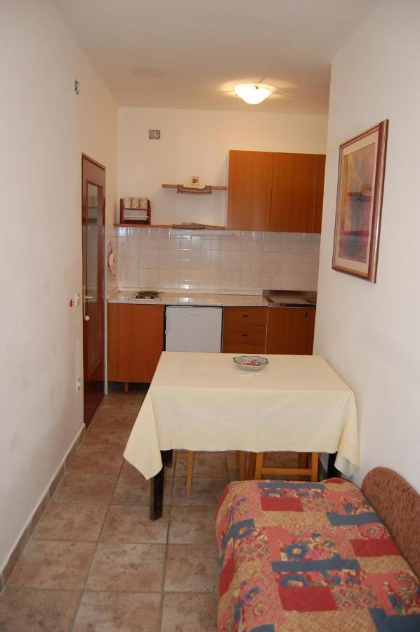 Apartments Villa Angela Krk Town Rom bilde