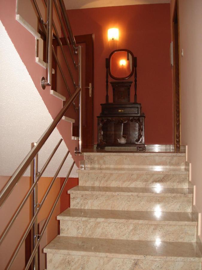 Apartments Villa Angela Krk Town Eksteriør bilde