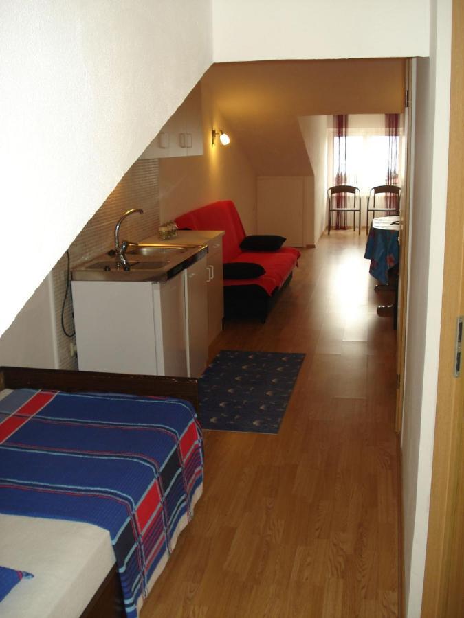 Apartments Villa Angela Krk Town Rom bilde